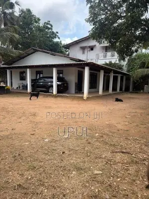 27 Perches Land with House for Sale in Kaduwela