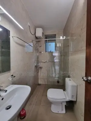 Spacious 3 Bedroom Apartment For Sale in Wellawatta