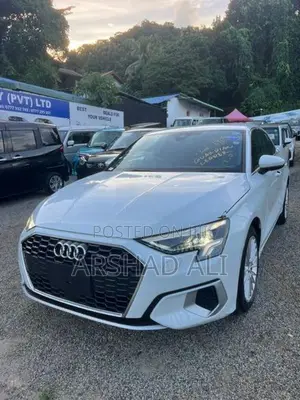 Audi A3 Advance 2024