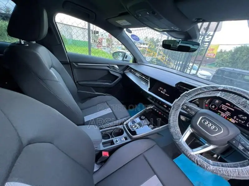 Audi A3 Advance 2024