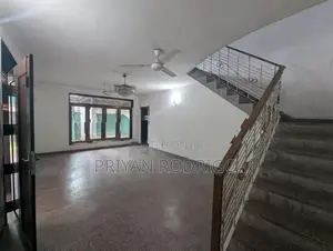 Pannipitiya - Isuru Uyana 05 BR House on 16 Perches of Land for Sale