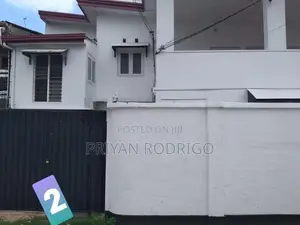 Colombo 06 - Bed Room House on 12.70 Perches of Land for Sale