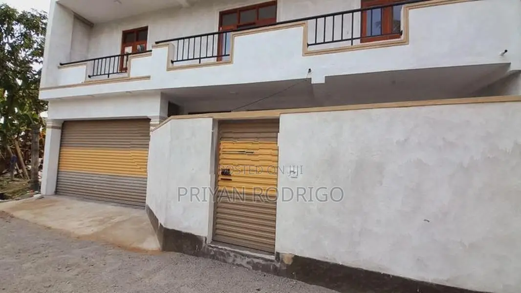 Luxury Brand New 02 Storey House for Sale in Piliyandala