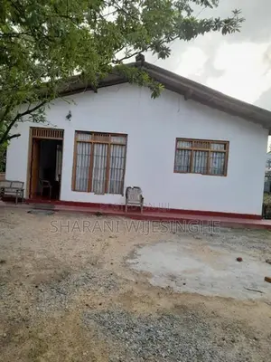 Commercial Property for Rent in Talawatugoda