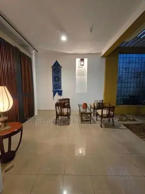 05 Bedroom Unfurnished 02 Storied House for Sale in Battaramulla (A525