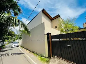 Spacious Modern House for Sale – Gangarama Road