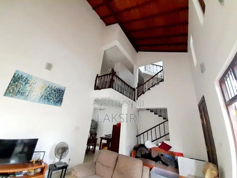 Modern Luxury House Rent Nugegoda Mirihana Jubilee Post
