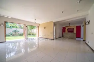 Spacious Modern House for Sale – Gangarama Road