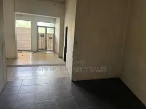 Building for Rent in Kandy Town
