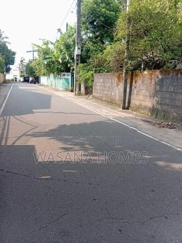 Spacious Land with House for Sale Maharagama Town