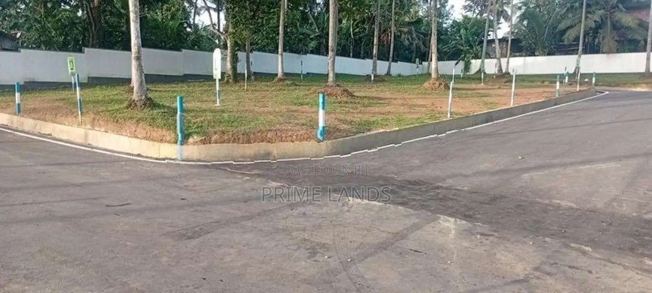 Land for Sale in Yakkala