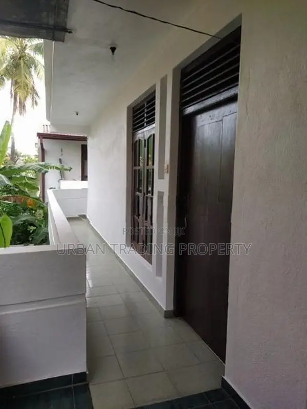 1st Floor House for Rent at Nugegoda Delkanda