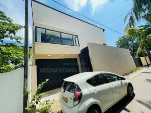Spacious Modern House for Sale – Gangarama Road