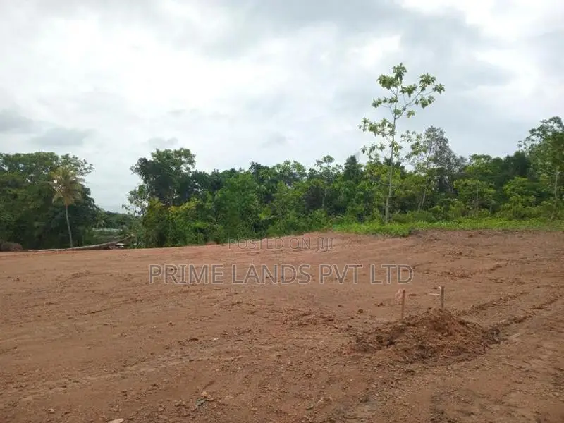 Lands For Sale In Aluthwala
