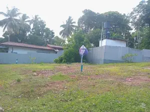 Lands For Sale In Karapitiya