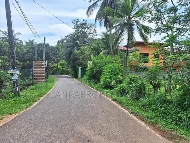 Residential Land Blocks for Sale in Bogamuwa, Yakkala.