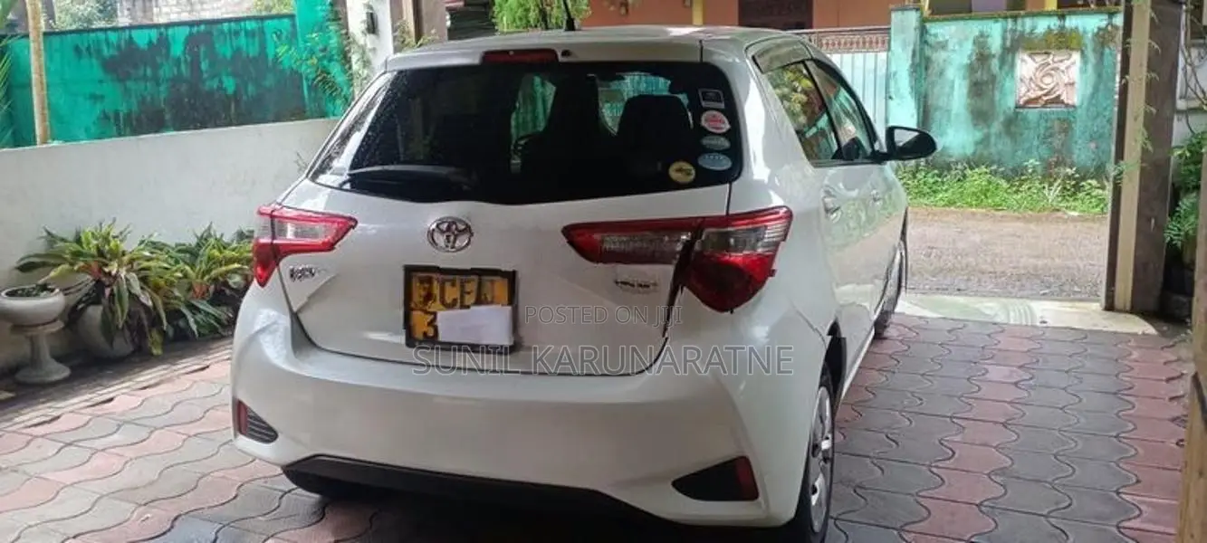 Toyota Vitz 2017