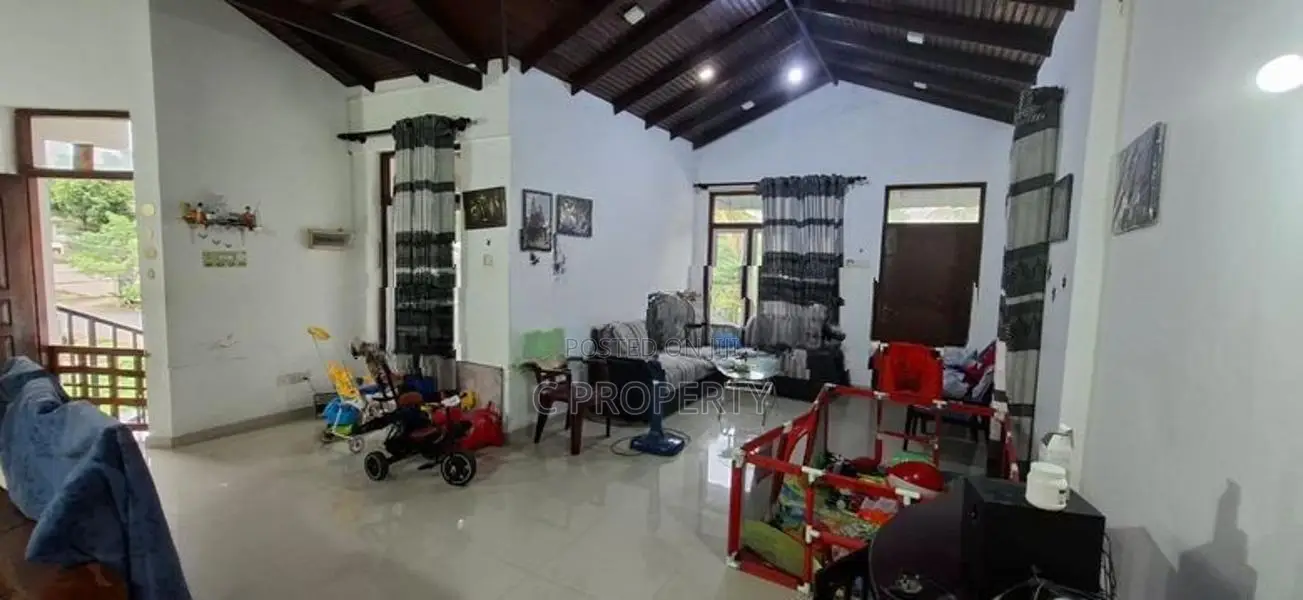 House for Sale Boralesgamuwa Abagahapura