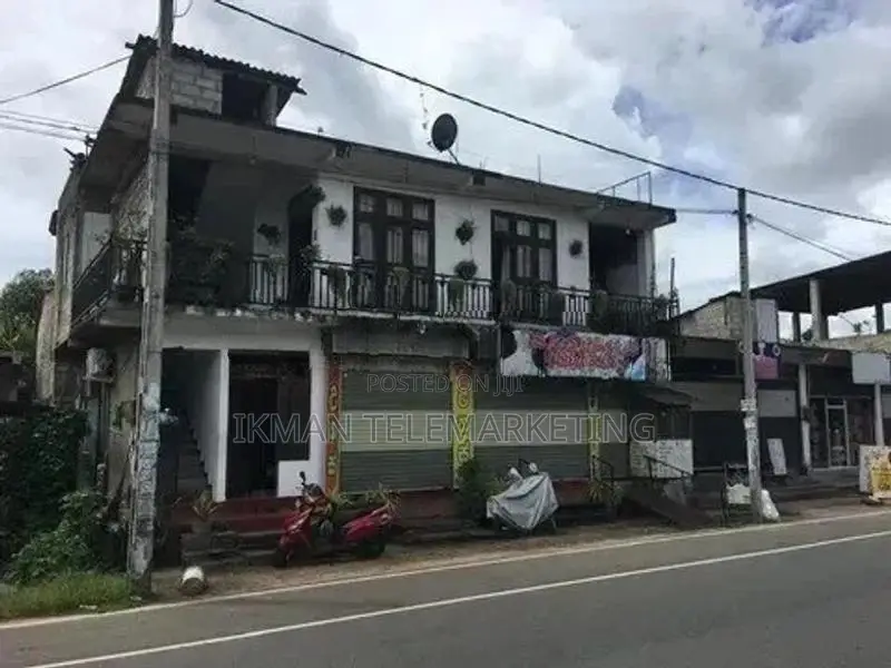 Upstairs House for Rent in Matara