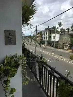 Upstairs House for Rent in Matara