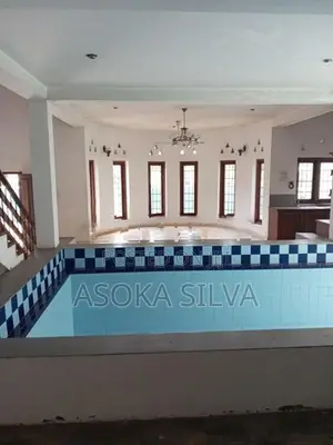 මාවරමණ්ඩිය - තුන්මහල් අර්ධ සුඛෝපබෝගී නිවසක් විකිණීමට