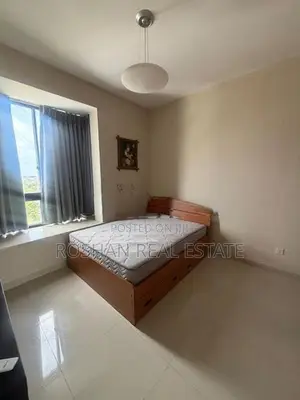 LUXURY FULLY FURNISHED FOUR BEDROOM APARTMENT FOR RENT COLOMBO 5 AH264