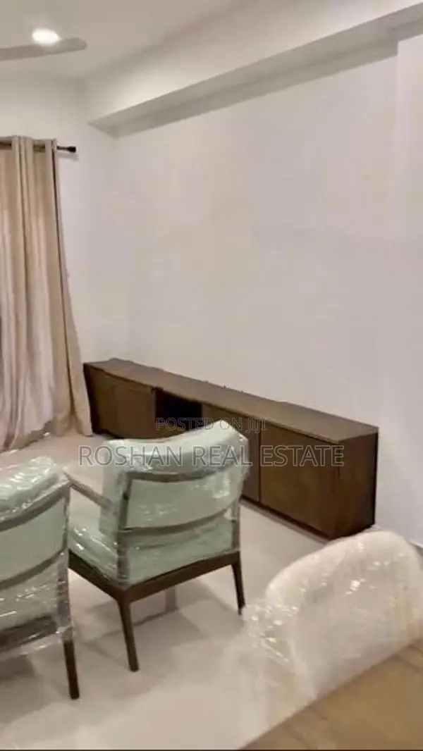 LUXURY BRAND NEW FURNISHED APARTMENT FOR RENT NAWALA CH2651