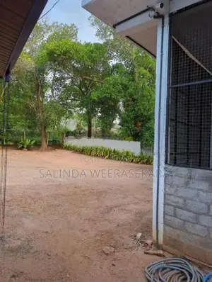 Warehouse with Office for Rent in Dambulla