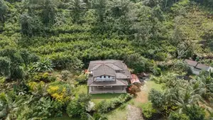 Land with Holiday Villa and 2 Acres Cinnamon in Poddala, Galle