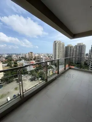 LUXURY FULLY FURNISHED FOUR BEDROOM APARTMENT FOR RENT COLOMBO 5 AH264