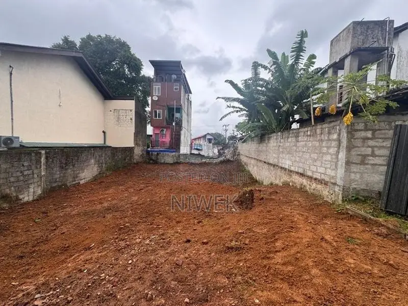 Land for Sale in Kadawatha Town