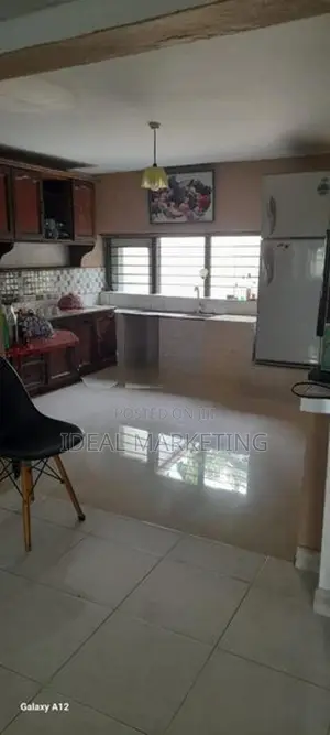 4 Bedroom House for Sale - Pelawatte (EM825)