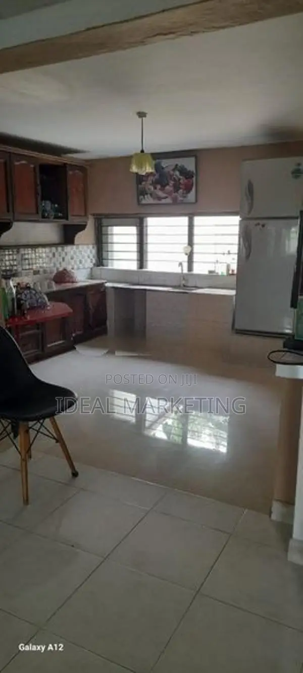4 Bedroom House for Sale - Pelawatte (EM825)