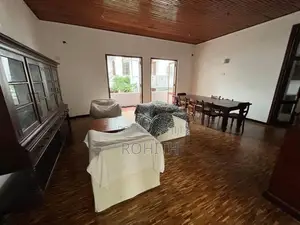 4 Bedroom Upstair Unit For Rent Colombo 07