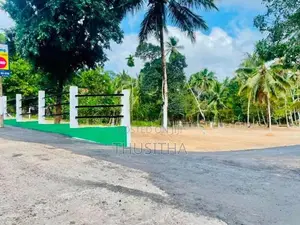 Yakkala Land Plot for Sale