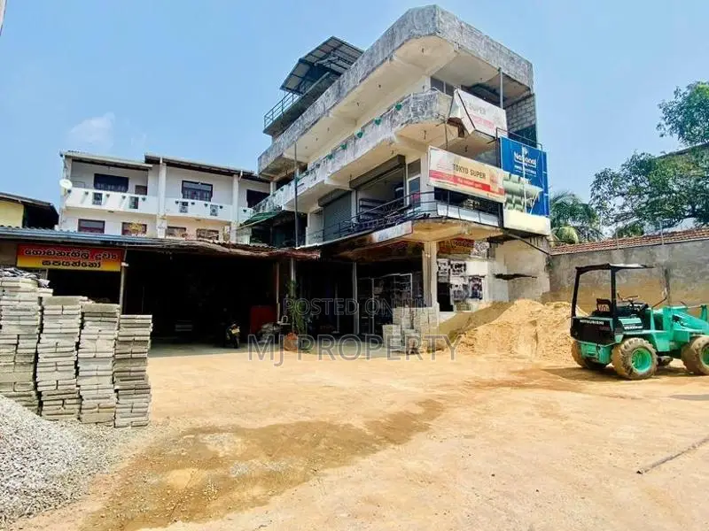 ( IC-1029) Highly Valuable Commercial Building Sale in Pannipitiya