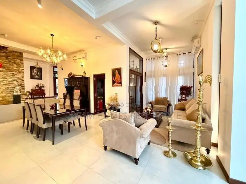 Super Luxury 3-Storey House for Sale in Maharagama