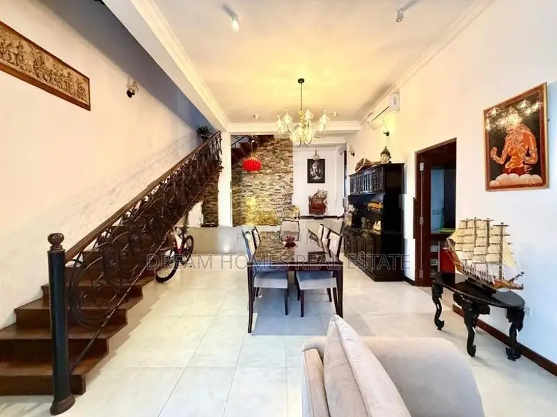 Super Luxury 3-Storey House for Sale in Maharagama