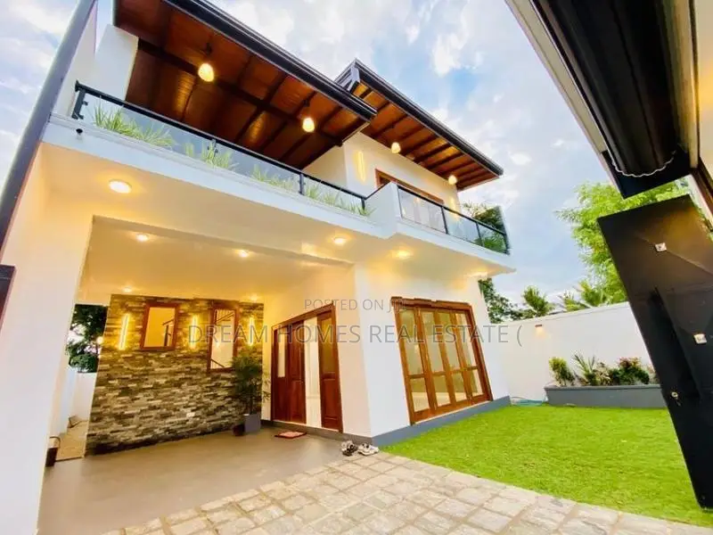 Brand New House for Sale Thalawathugoda