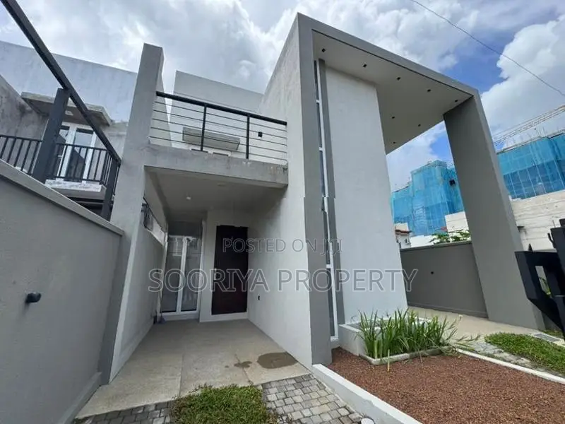 Canterbury Golf Brand New House for Sale in Piliyandala