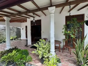 Luxury House for Sale in Piliyandala