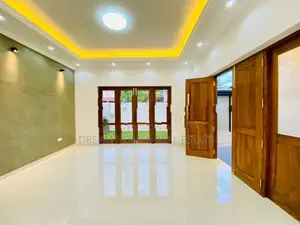 Modern Luxury House for Sale 3 Km Koswata Junction