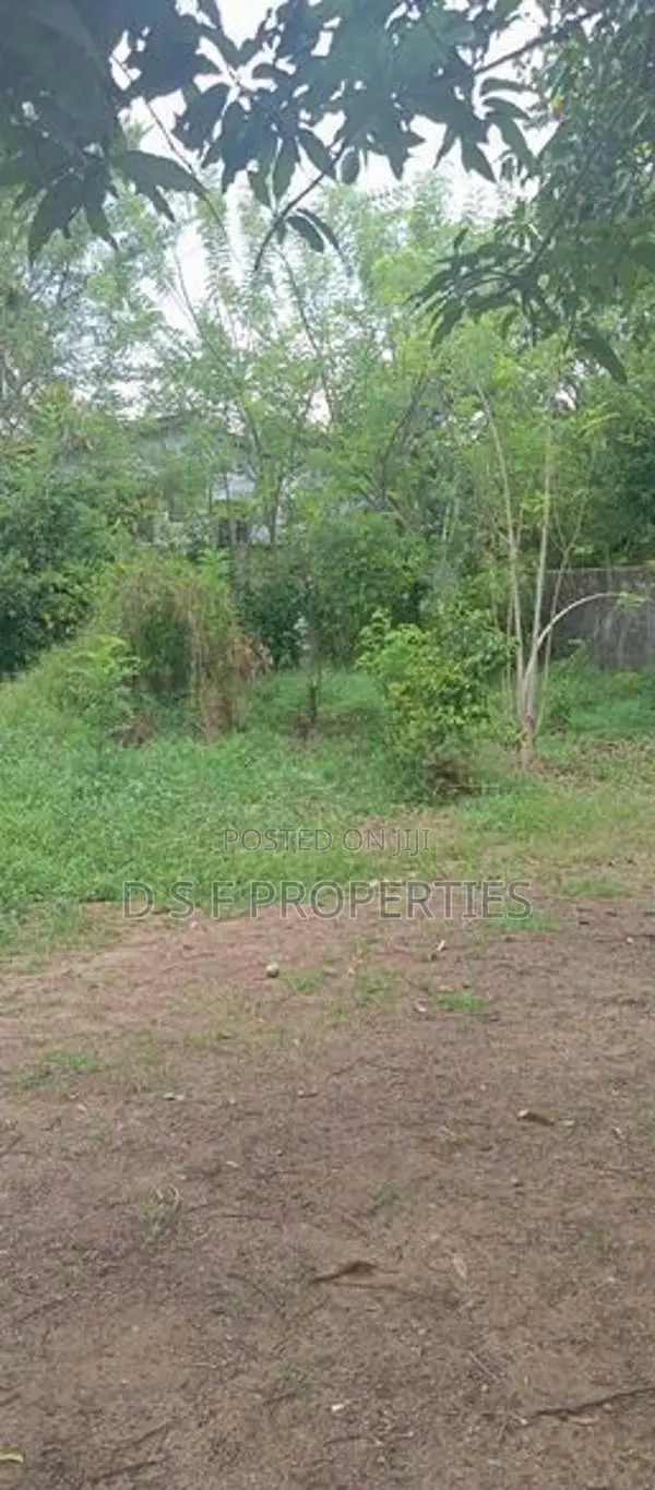 A 10 Perches Land for Sale Waking Distance Kottawa City