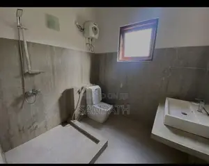 Luxury 2 Story House with Swimming Pool for Sale Kandy