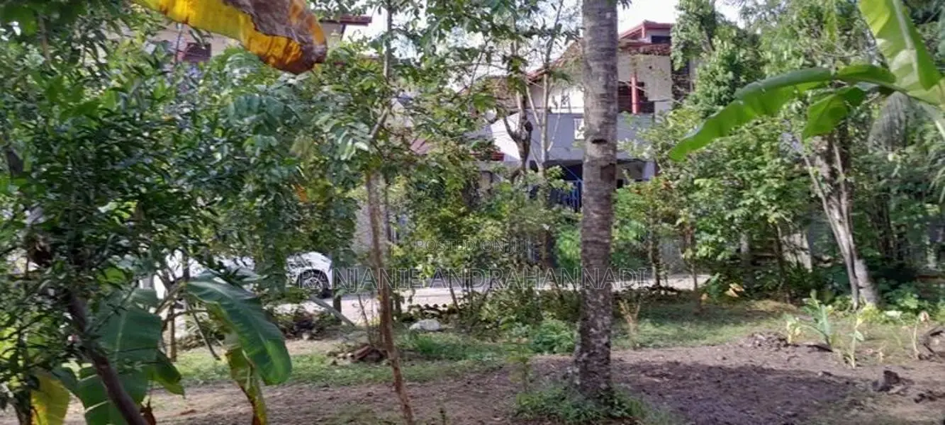 Land for Sale - Athurugiriya