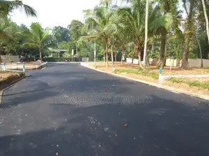 Land in Gonahena Waboda Road