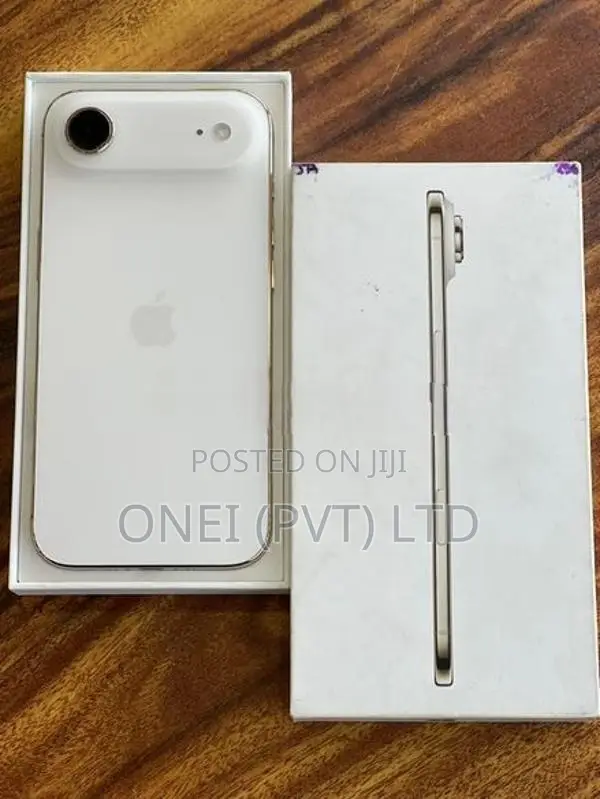 Apple iPhone Air 256GB (Used)
