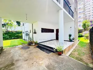 Prime Luxury Residence with Two Annexes for Sale in Colombo 06