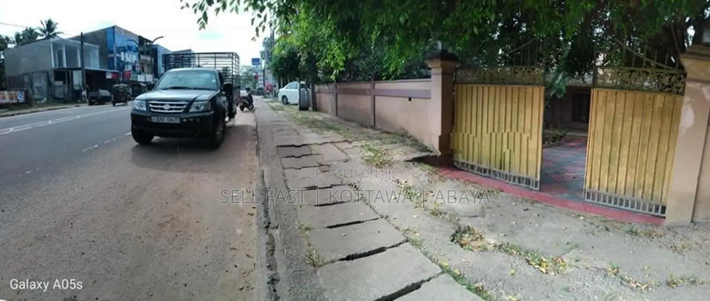 හක්මන ව්‍යාපාර ස්ථානයක් බදු දීමට