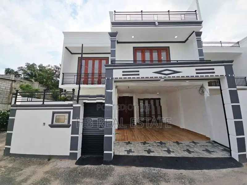 Newly Build Three Story House For Sale In Piliyandala